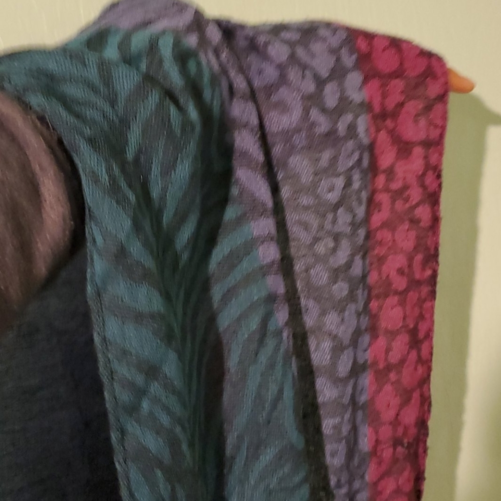 Mixed Infinity Scarves - Picture 2 of 6